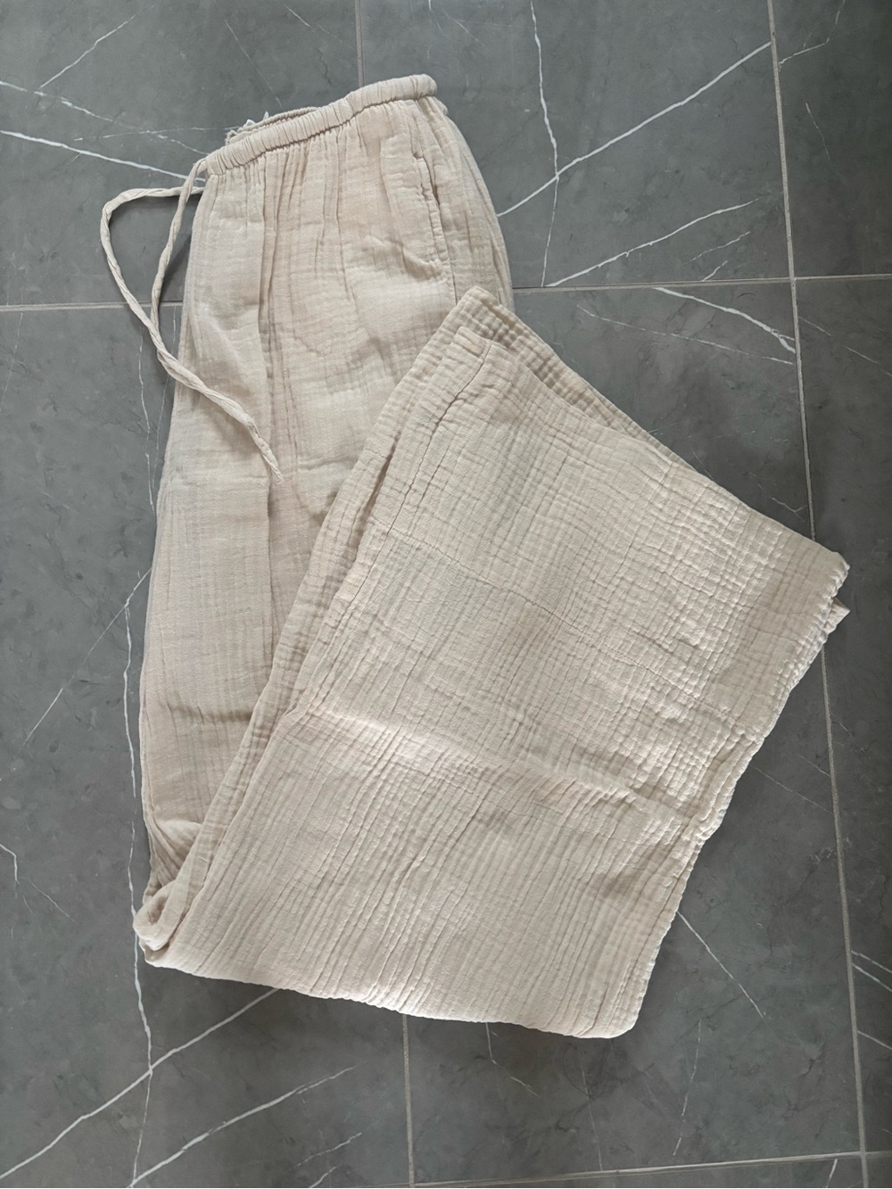🤍 aerie gauze wide leg pant M